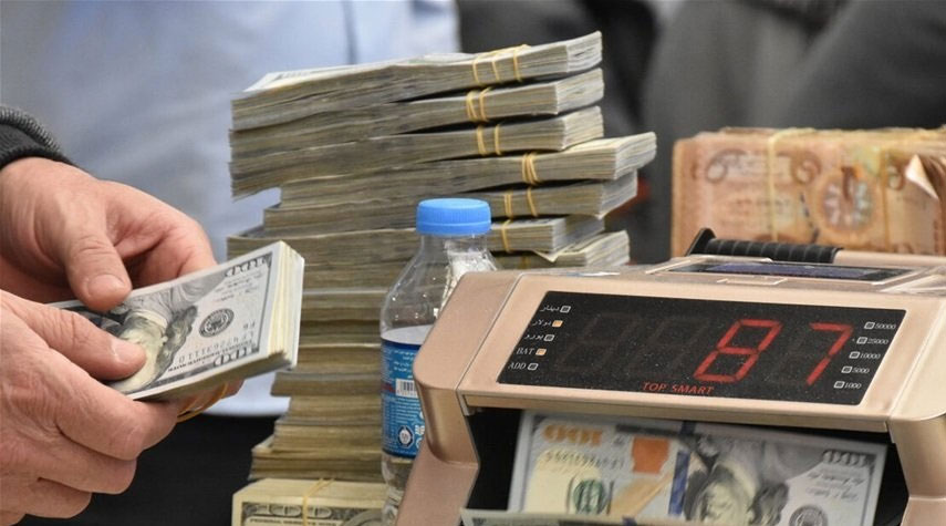 انخفاض طفيف بأسعار صرف الدولار في البورصات العراقية
