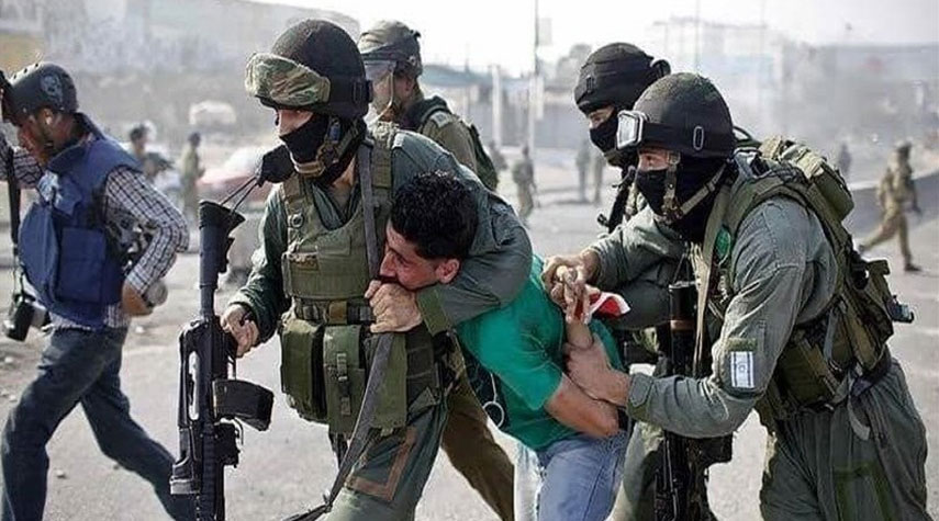7422 معتقلًا فلسطينياً بالضفة الغربية منذ 7 أكتوبر