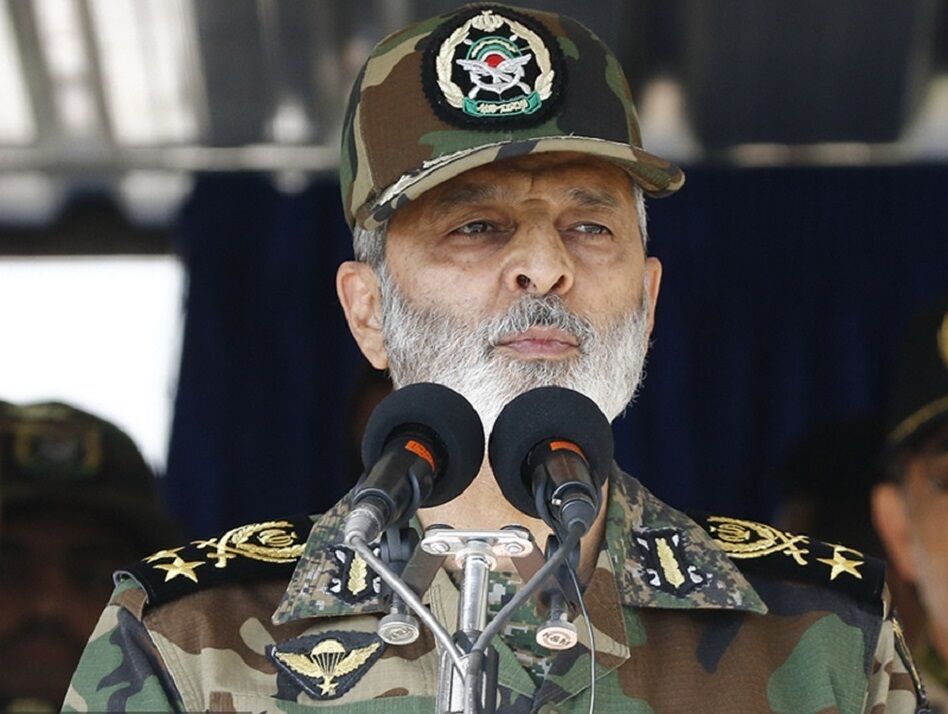 القائد العام للجيش الإيراني يوجه تحذيراً للأعداء