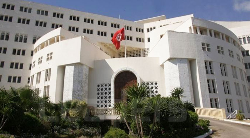 تونس تطالب بإيضاحات بعد قتل الشرطة الكندية أحد رعاياها