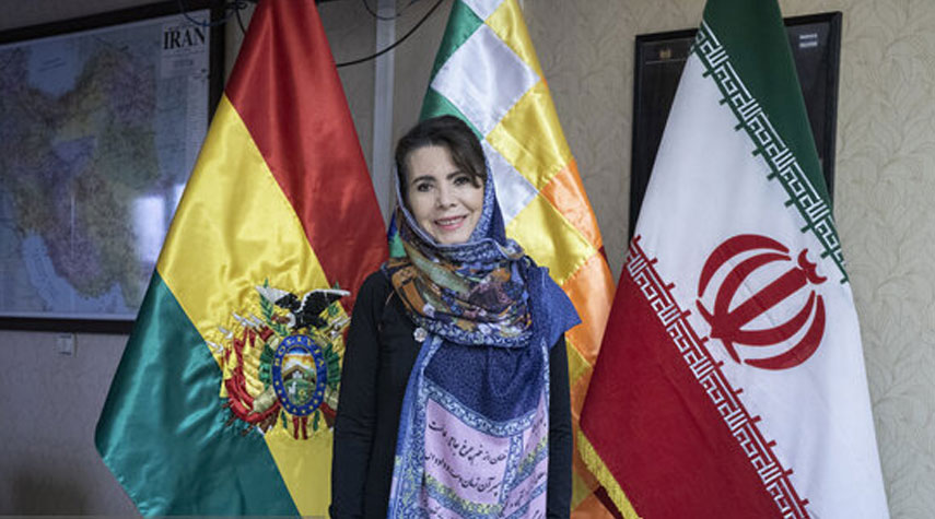سفيرة بوليفيا في طهران: حجب صفحة آية الله الخامنئي على أنستغرام جاء بسبب دعم فلسطين