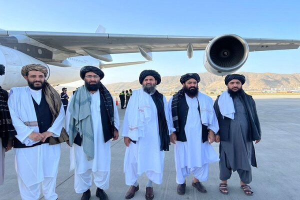 طالبان تتهم باكستان بشن غارتين تسببتا بمقتل 8 أفغان