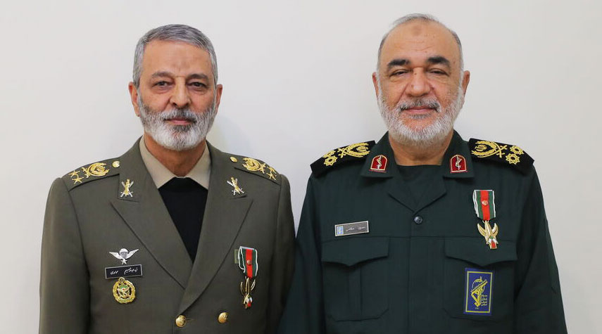 اللواء موسوي واللواء سلامي يشكران قائد الثورة