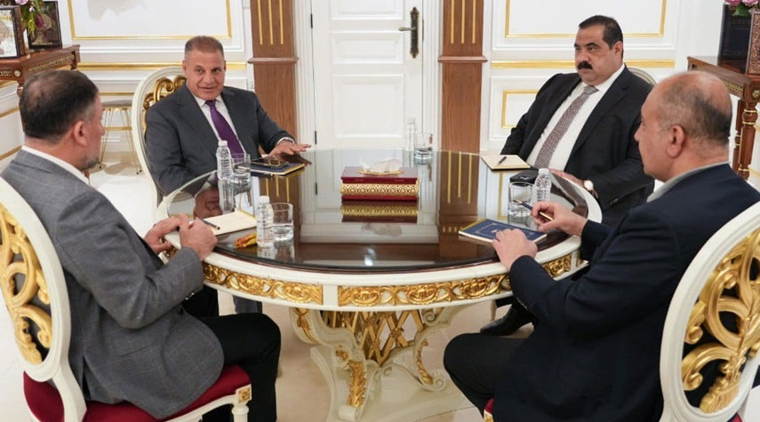 العراق..ثلاث تحالفات تؤكد أهمية المضي بانتخاب رئيس جديد للبرلمان