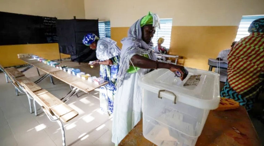 السنغال: الناخبون يتوافدون لاختيار رئيس جديد للبلاد
