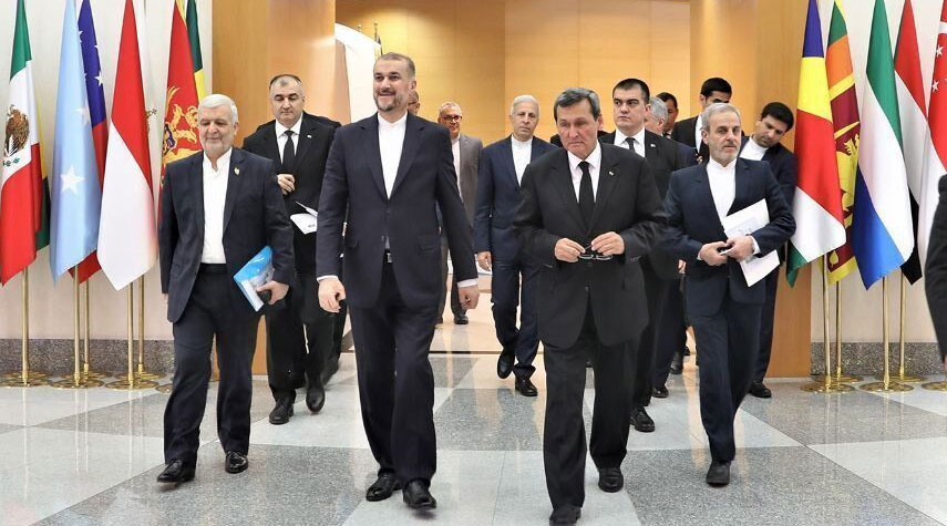إيران تعلن استعدادها لاستضافة الملتقى الإقتصادي الثالث لدول بحر قزوين