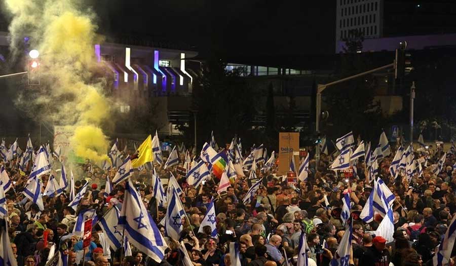 عشرات آلاف الإسرائيليين يخرجون في أكبر احتجاجات ضد نتنياهو 