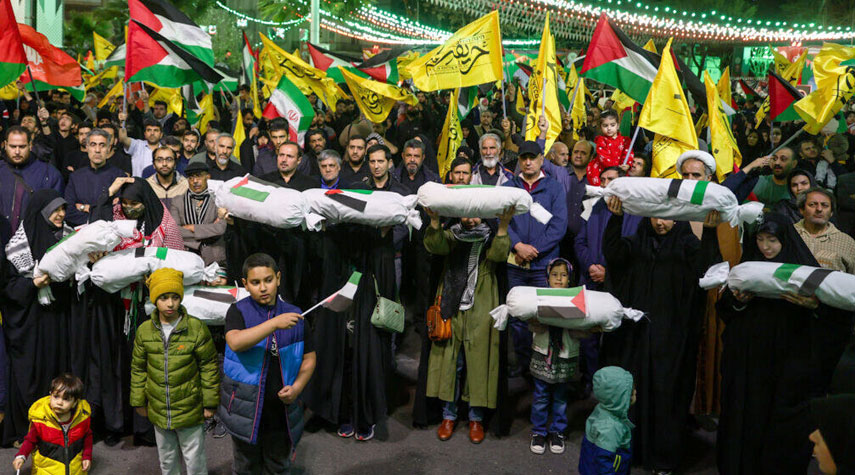 طهران... وقفة احتجاجية تنديدا بالعدوان الصهيوني على القنصلية الايرانية