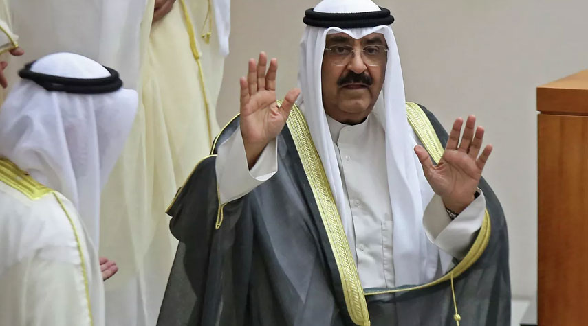 امير الكويت يقبل استقالة الحكومة ويكلفها بتسيير الأعمال