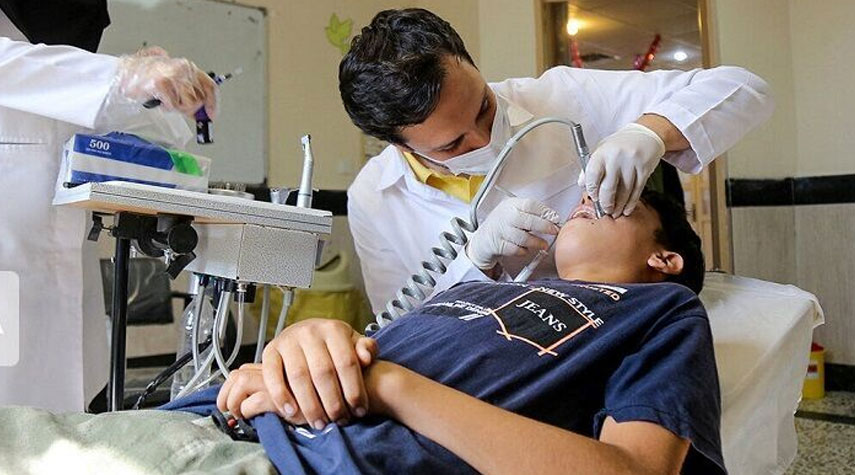 10 بالمائة من الاطباء المقيمين بكلية طب الاسنان في مشهد غير ايرانيين