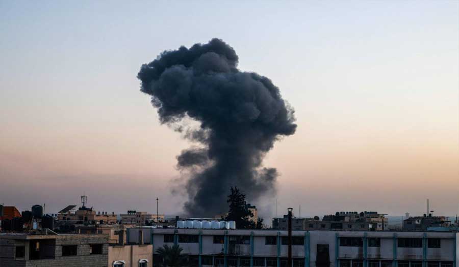 قصف نازحين في رفح وغزة والاحتلال يوسع غزوه وسط القطاع