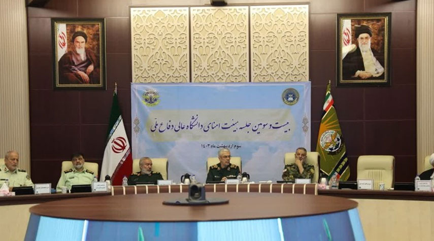 رئيس الأركان الإيراني: ندرس جميع السيناريوهات بدقة