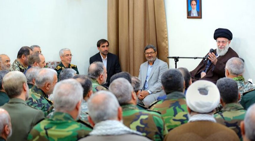 "ألق عصاك"....ماذا قال قائد الثورة الإسلامية عشية بدء عملية الوعد الصادق؟