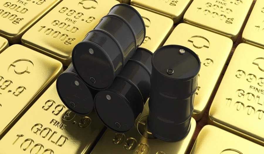 تراجع الذهب وارتفاع النفط بعد بيانات هبوط المخزون الأمريكي