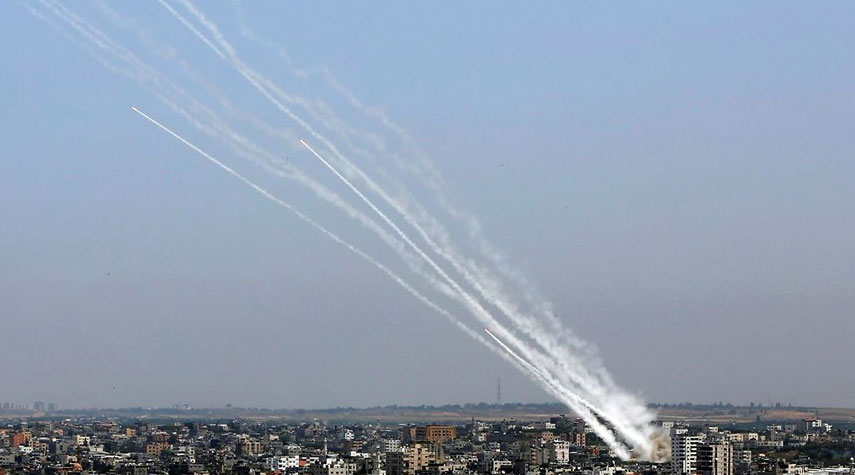 القسام تقصف "معسكر جيبور" شمال فلسطين المحتلة برشقة صاروخية مركزة