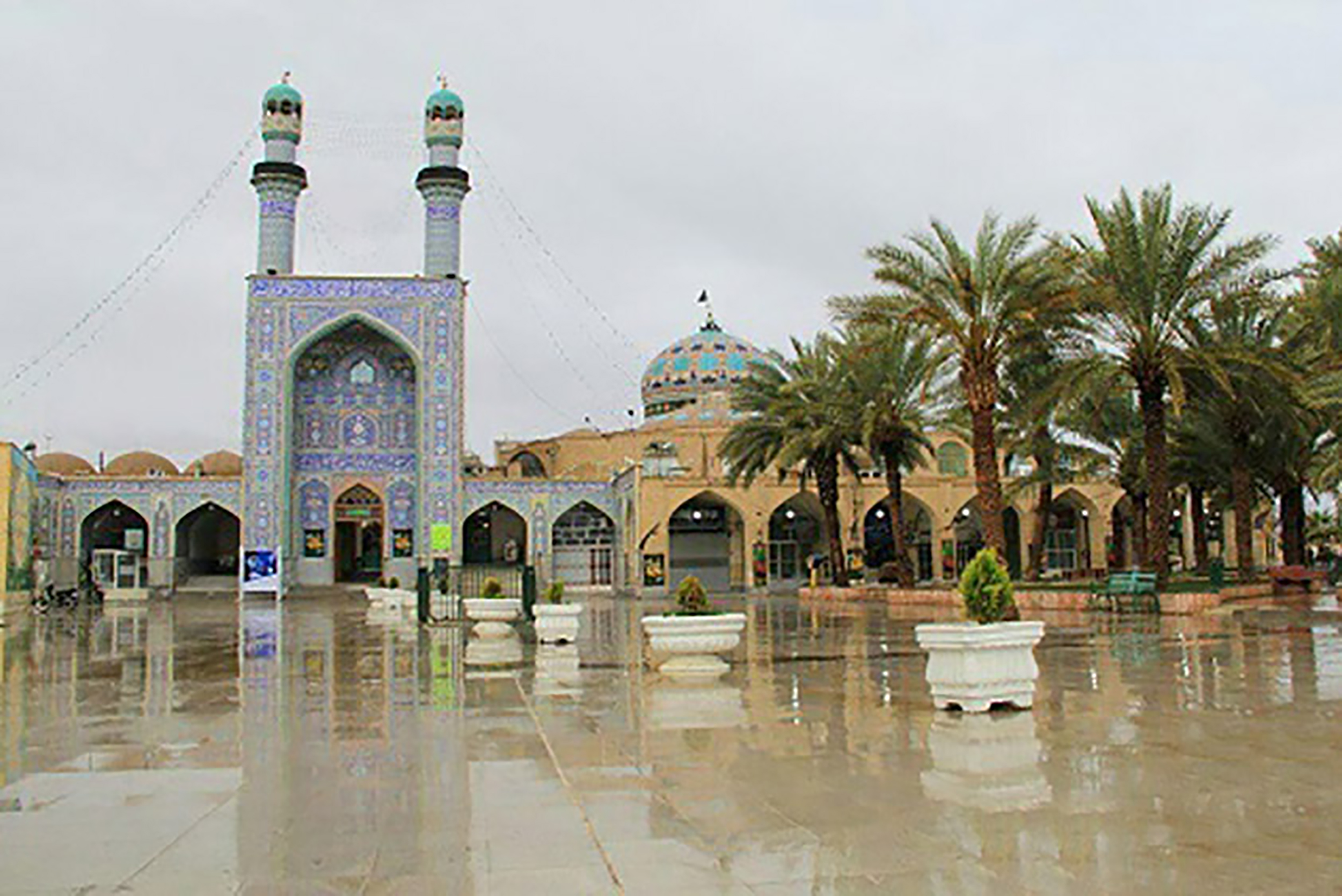 مسجد بافق الجامع.. هندسة معمارية إيرانية جميلة