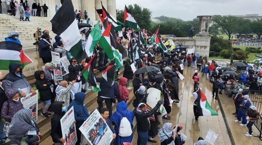 اعتقال 300 شخصاً في جامعة بنيويورك شاركوا بالاحتجاجات الداعمة لغزة