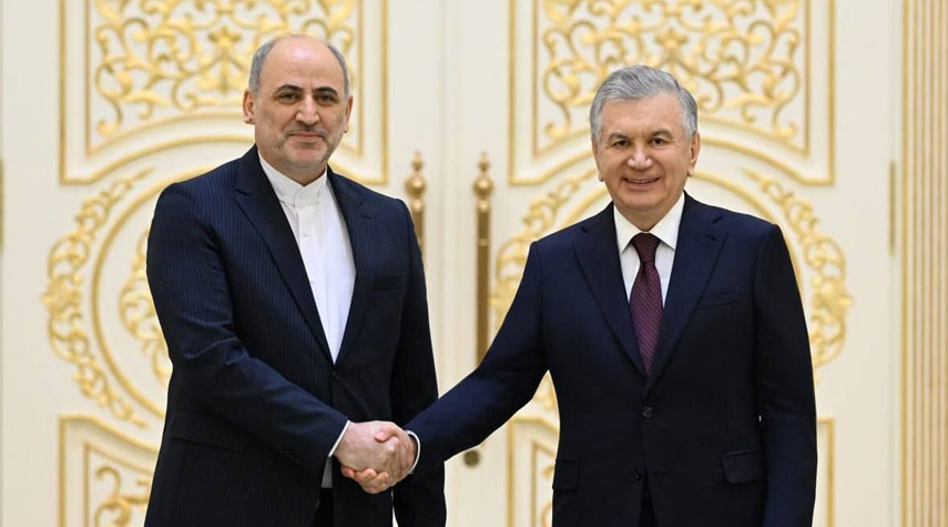 الرئيس الاوزبكي : إيران دولة قوية ذات قدرات كبيرة