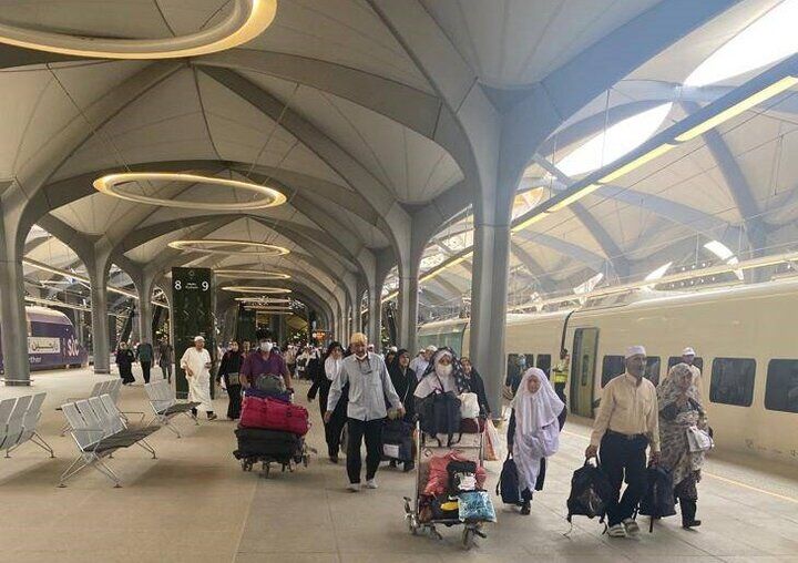 وصول الدفعة الأولى من الحجاج الإيرانيين إلى مكة المكرمة
