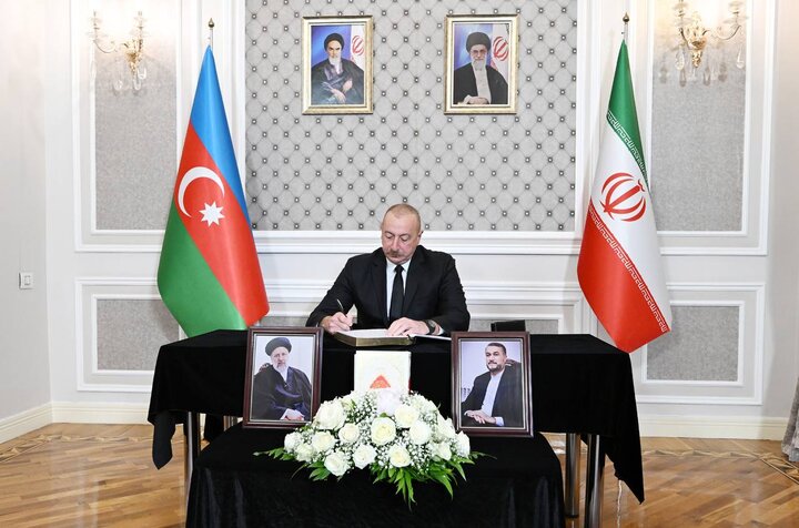 رئيس اذربيجان يحضر للسفارة الايرانية في باكو لتقديم التعازي