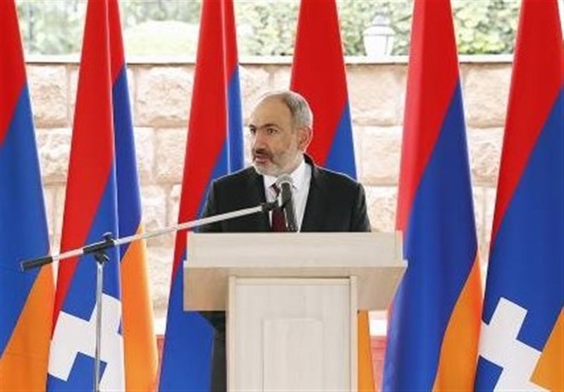 رئيس وزراء أرمينيا يصل إلى طهران