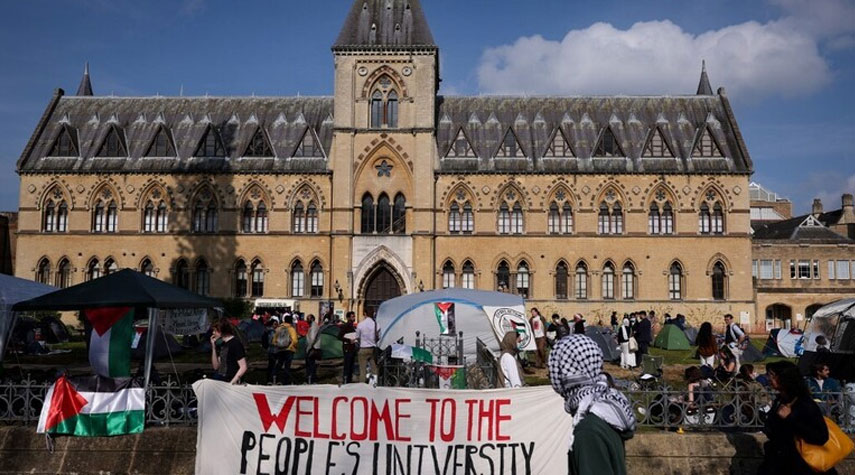 الشرطة البريطانية تعتقل طلاباً بجامعة "أكسفورد" في اعتصام مؤيد لفلسطين