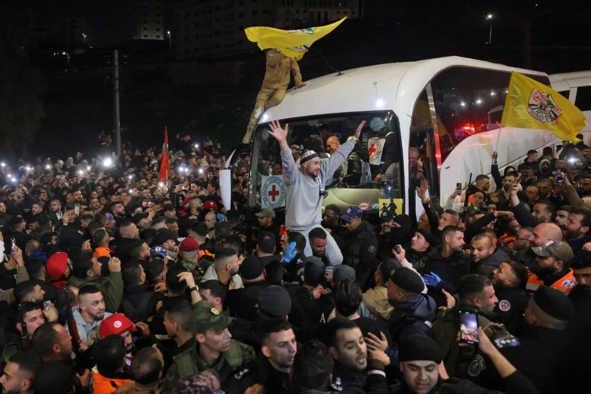 الاحتلال يفرج عن الأسرى الفلسطينيين في الدفعة الرابعة من صفقة التبادل