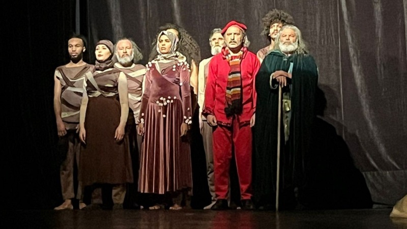 فنانون تونسيون يشاركون في مهرجان "فجر" المسرحي