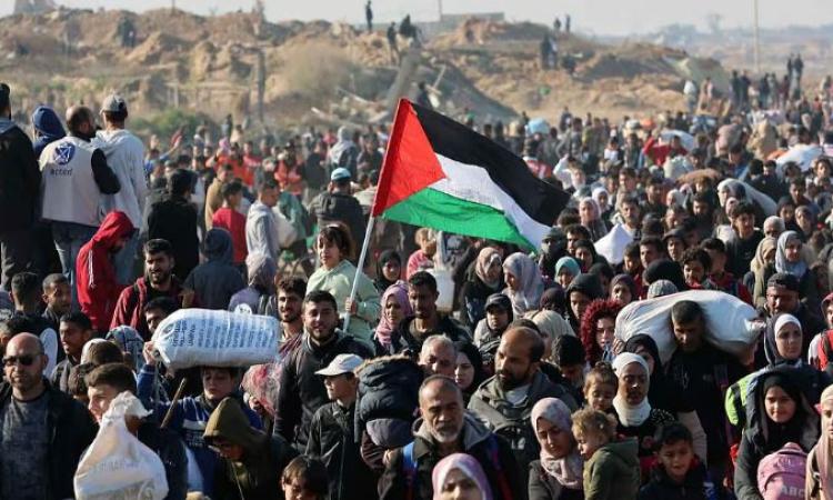 لافتات تثمن موقف مصر الرافض لتهجير الفلسطينيين